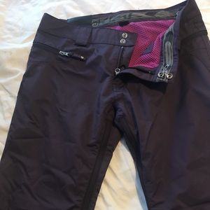 Women’s Snow Pants